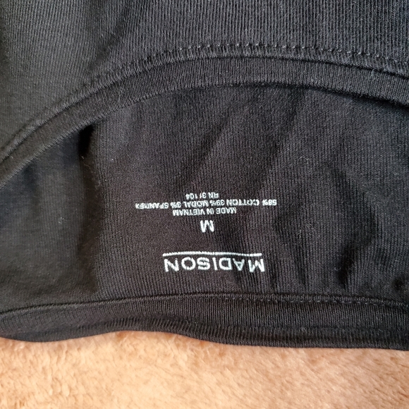 Womens Short Sleeve Slim Fit Crew Tee Size Medium By Madison - Picture 7 of 8